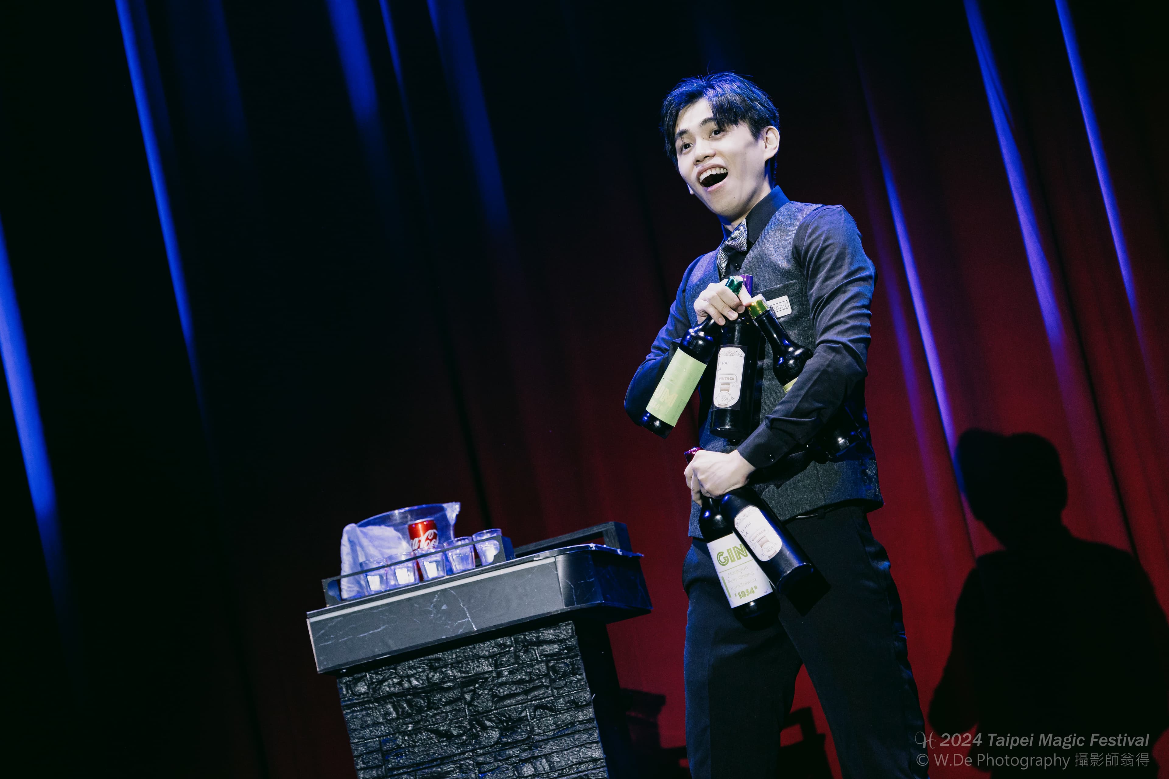 Ricky Chang 舞台魔術表演瞬間